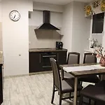 Trzy Magnolie Park Apartment